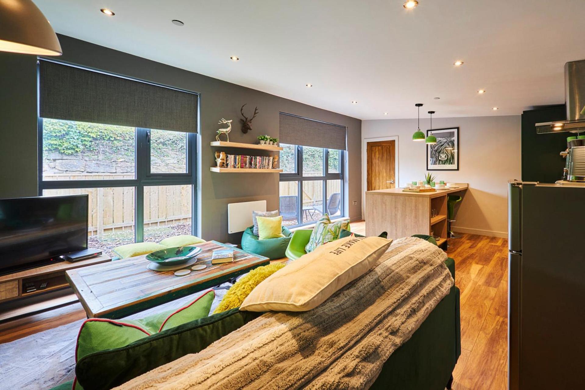 Host & Stay - Forest Green Lodge อัล์นวิก ภายนอก รูปภาพ